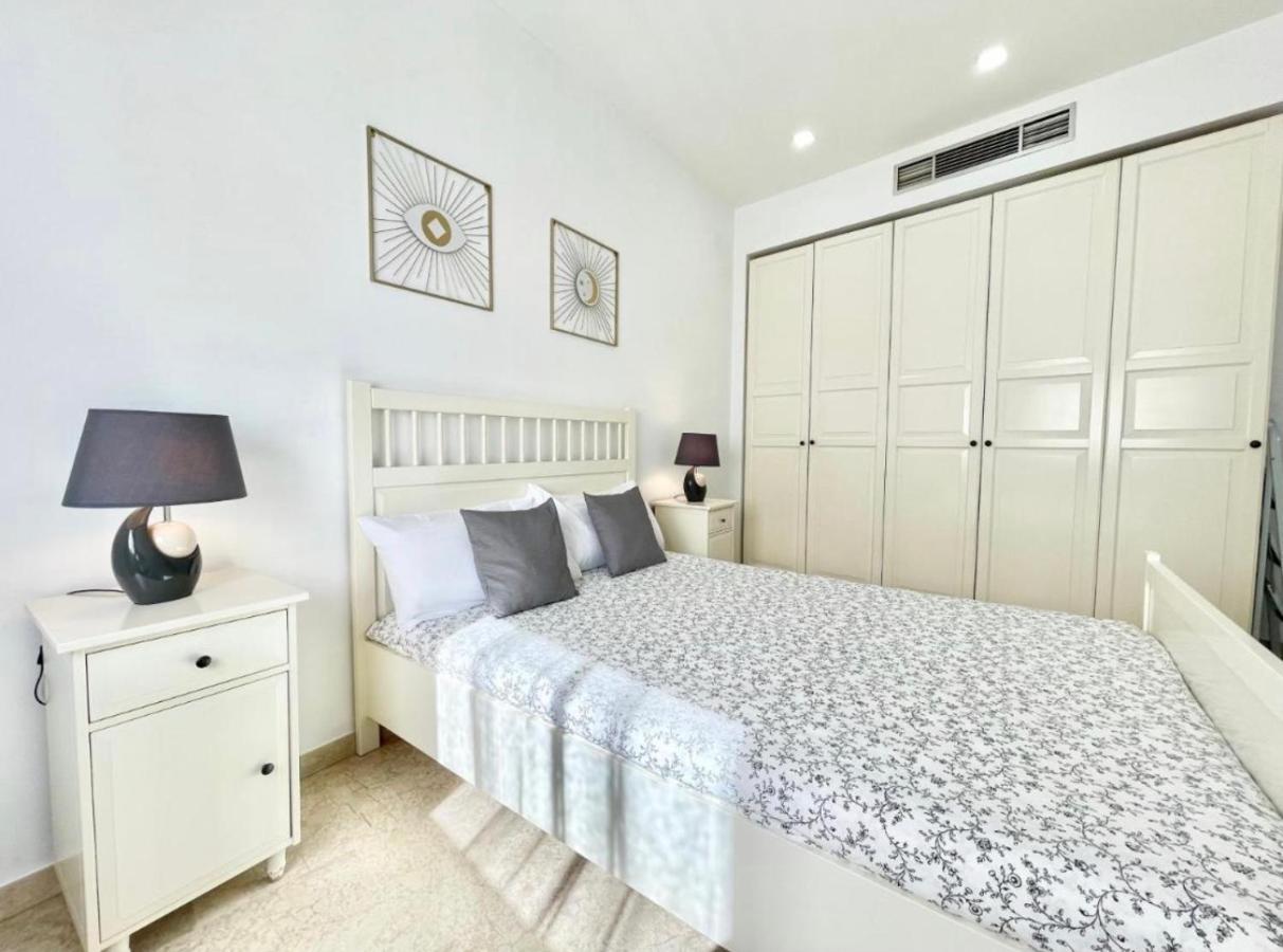 Apartsur Bormujos Buitenkant foto