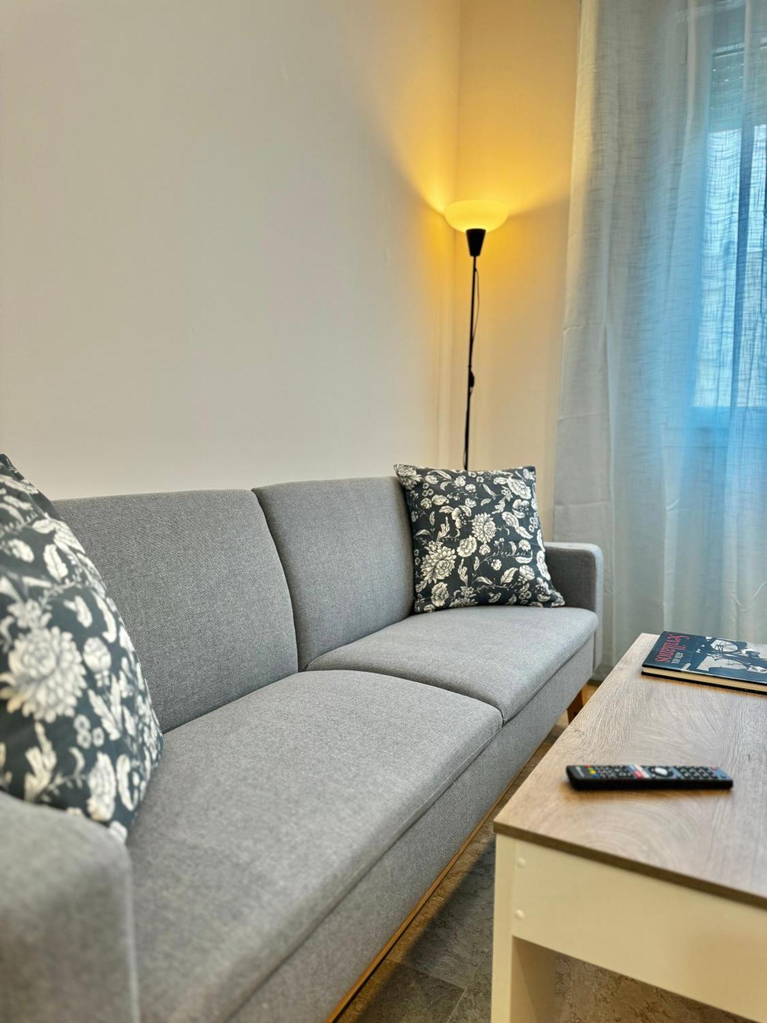 Apartsur Bormujos Buitenkant foto